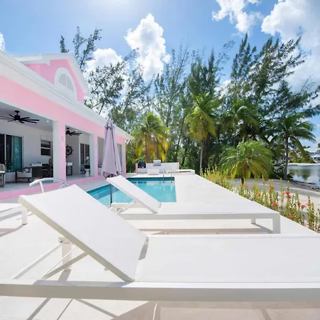 Fantasea - Upgraded Beach House With Pool, Modern Interiors & Dock On Bio Bay